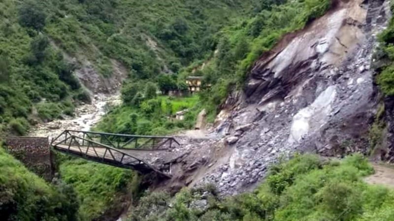 weather department suggestion stop people visit in hilly area for 60 hours