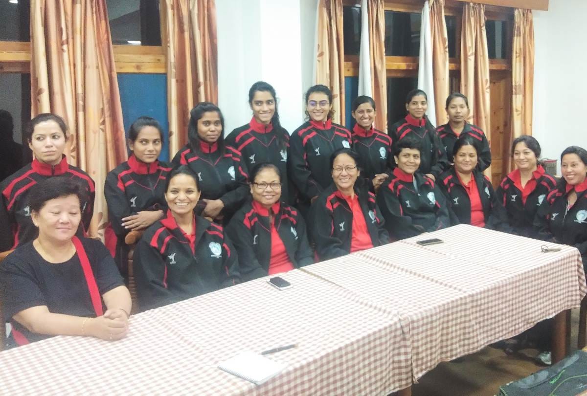 19 women on a expedition to Manirang mountain Lahaul Spiti Himachal Pradesh