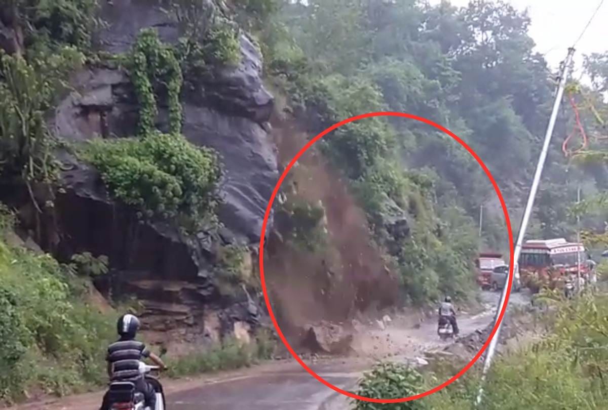Bilaspur Himachal Pradesh Narrow escape for scooter rider in landslide