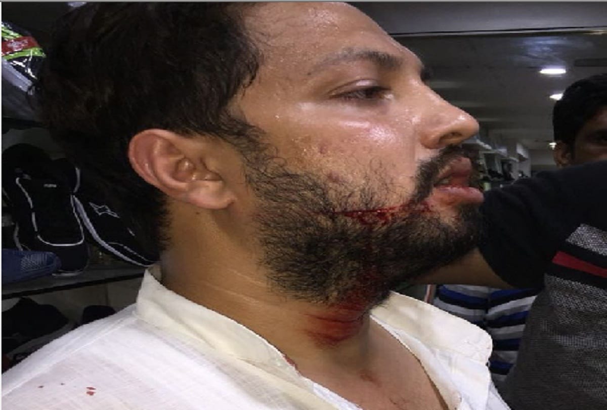 attack on SP leader Raisuddin son Rizvan Uddin in agra