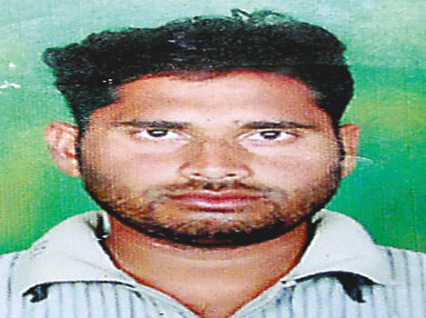Mechanic's death by suppressing loader in crusher mill