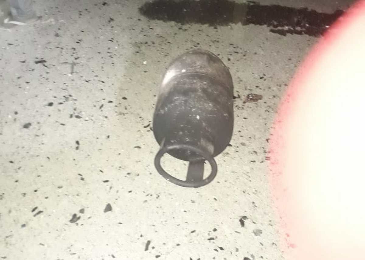 Truck's gas cylinder blast in azamgarh
