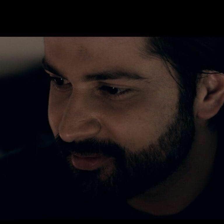 this tv actor start acting at the age of 17 years