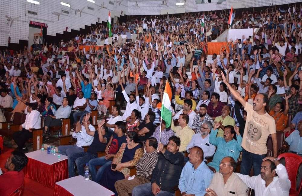 amar ujala maa tujhe pranam kavi sammelan in agra