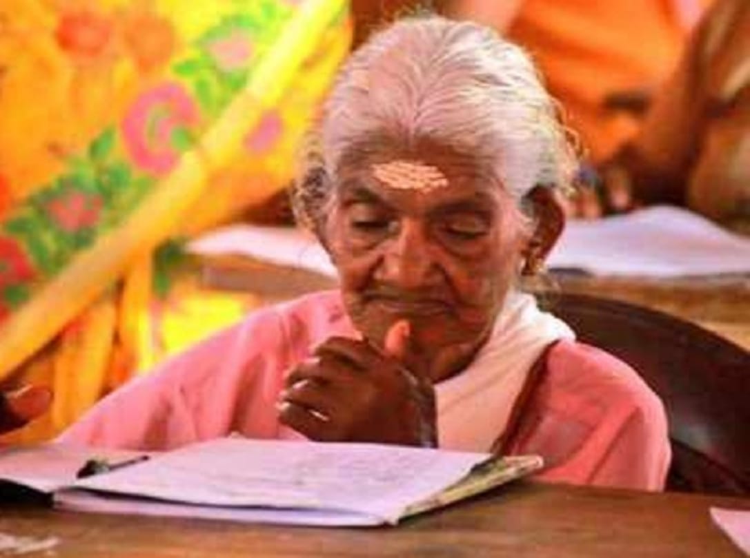 Kerala: 97 year old woman Karthiyani Amma passed class fourth exam secured 98 out of 100