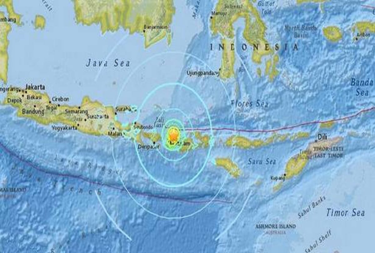 Lombok island lifted 25 cm above its place in earthquake in Indonesia