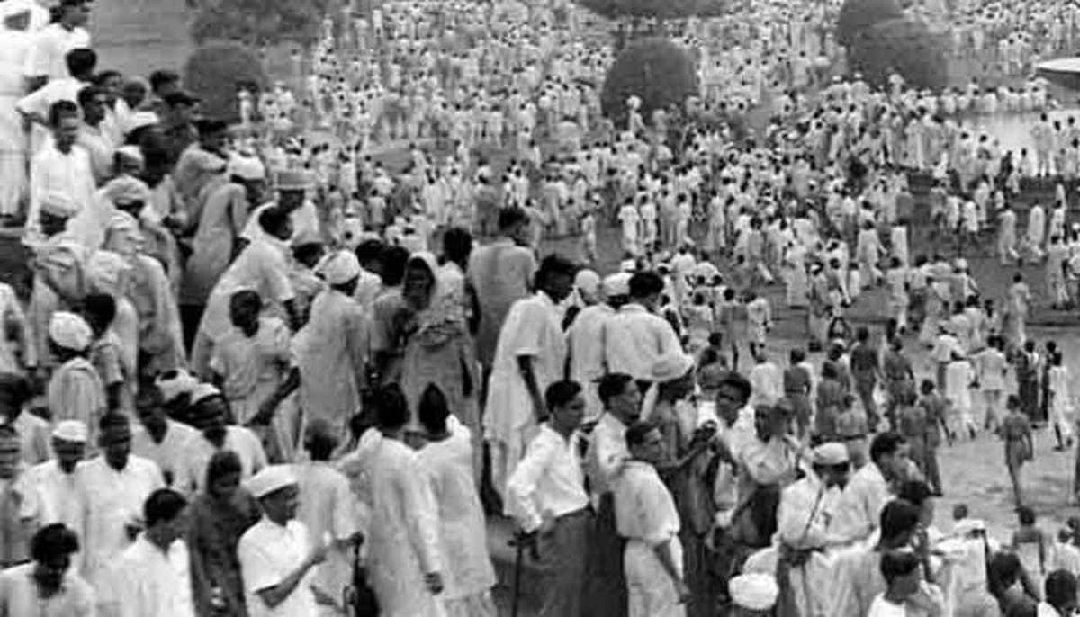 Independence day the first morning of varanasi after freedom
