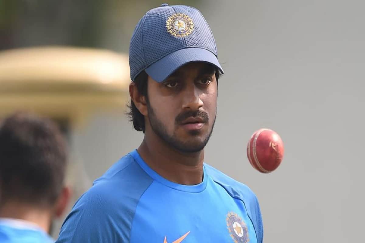 karan johar helped cricketer vijay shankar for world cup team selection