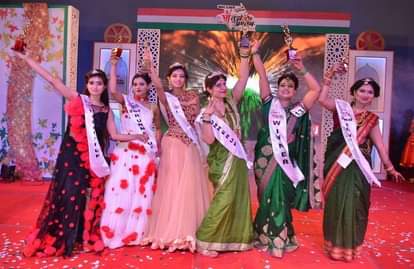 Maa Tujhe Pranam Teej Queen and Princess Contest winners