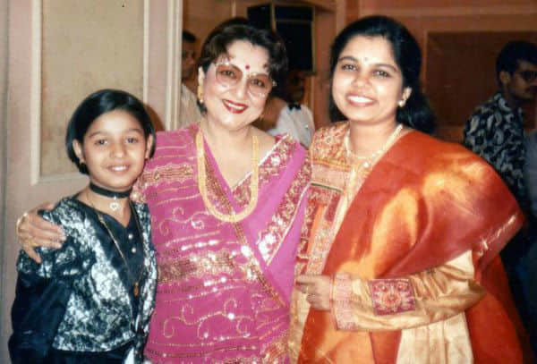 sunidhi chauhan birthday special marriage life