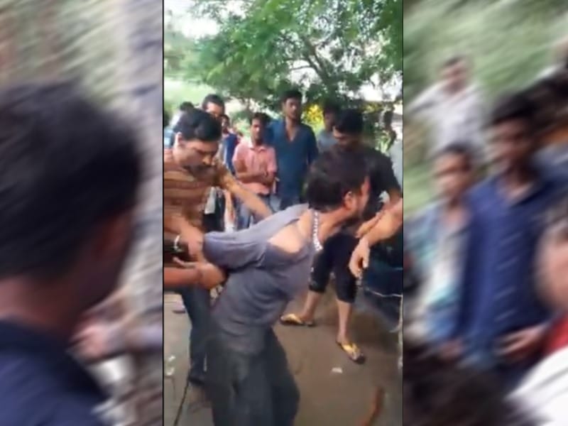 crowd beat youth in roorkee police and public go away