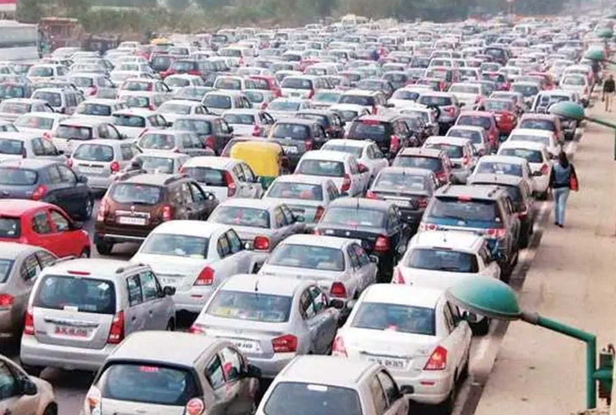 passenger vehicle sale rises by 34 percent in january