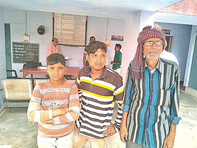 80,000 cash, father looted by father and son