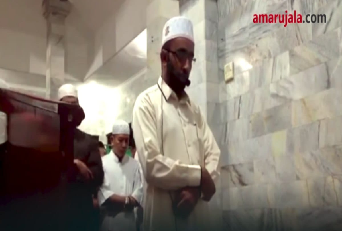 Video being viral of earthquake during Namaz at Indonesia