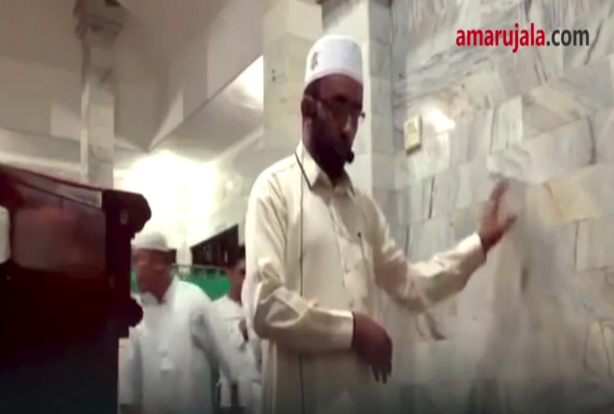 Video being viral of earthquake during Namaz at Indonesia