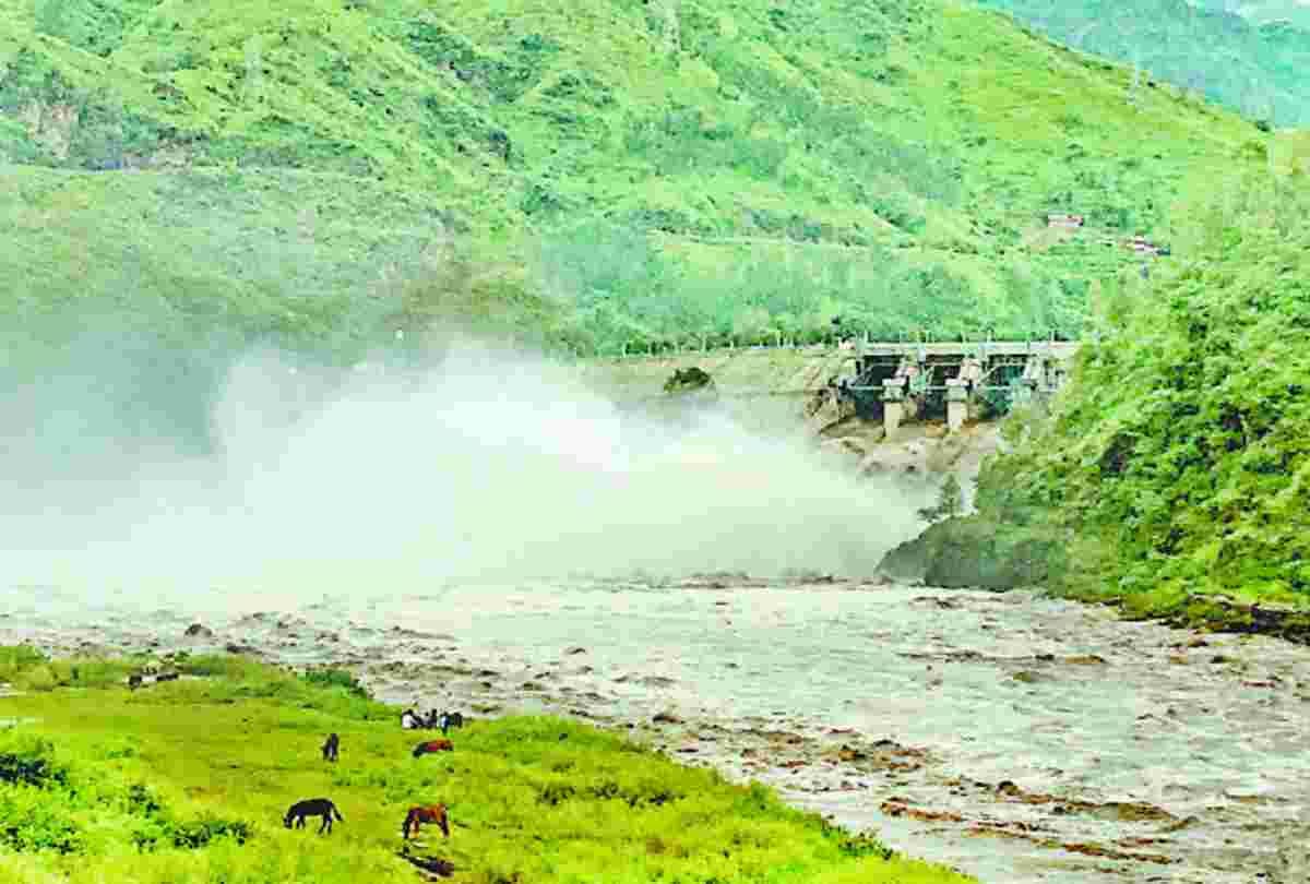 Pandoh Dam Management mandi started flushing operation