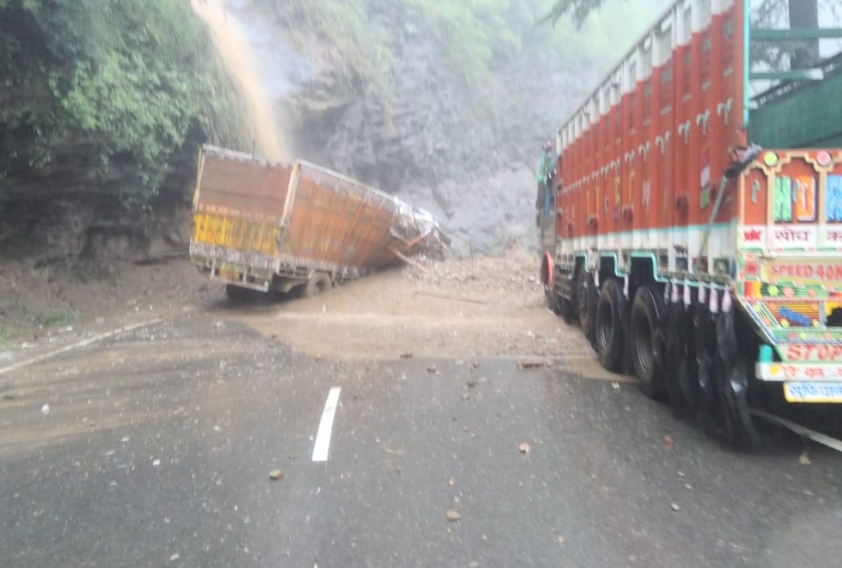 heavy rain in himachal pradesh shimla 9 died due to landslides in state