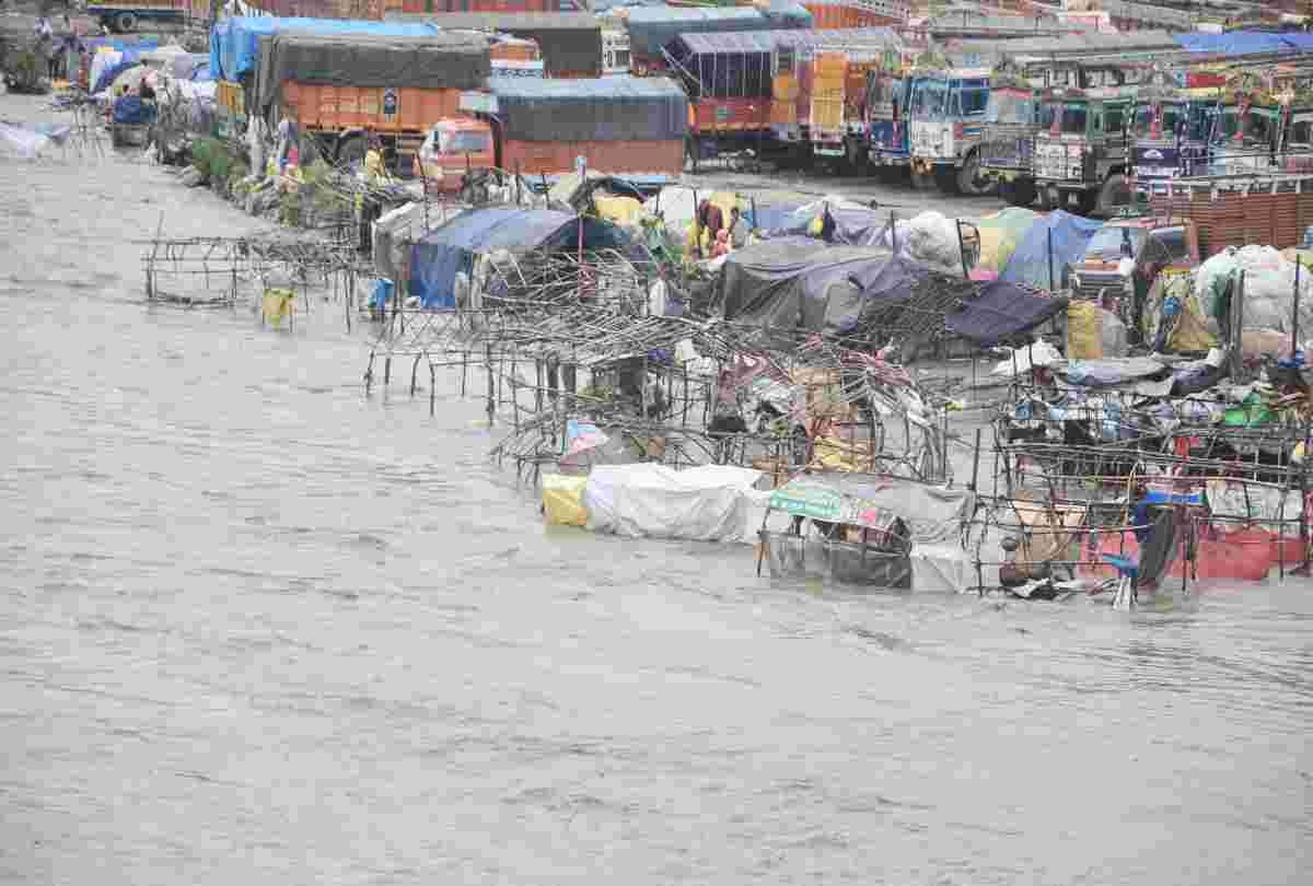 heavy rainfall broke 11 years  record in shimla himachal