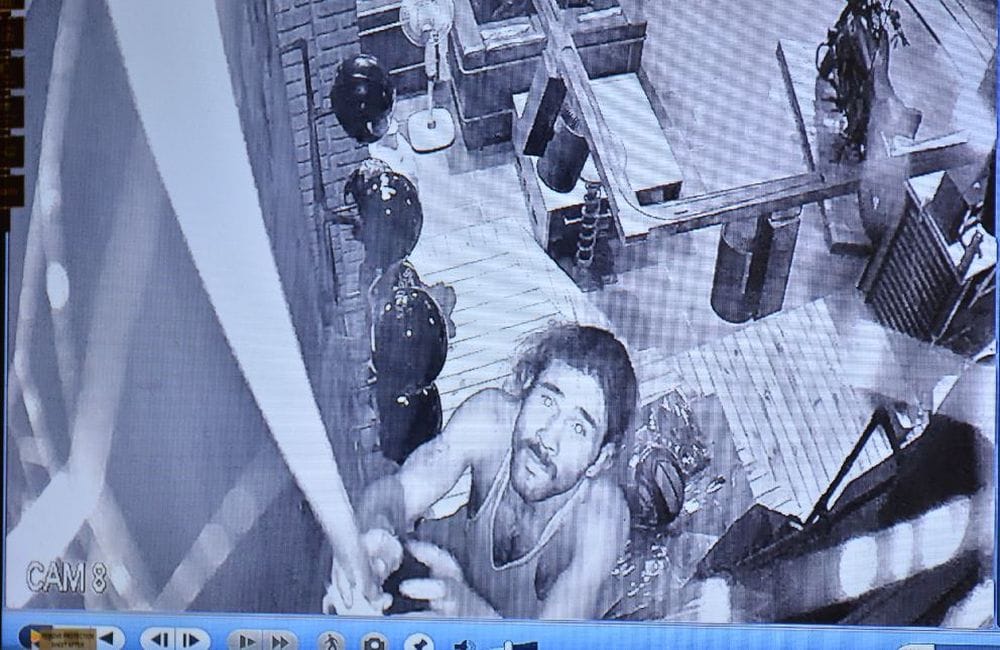 CCTV footage of theft in bike showroom