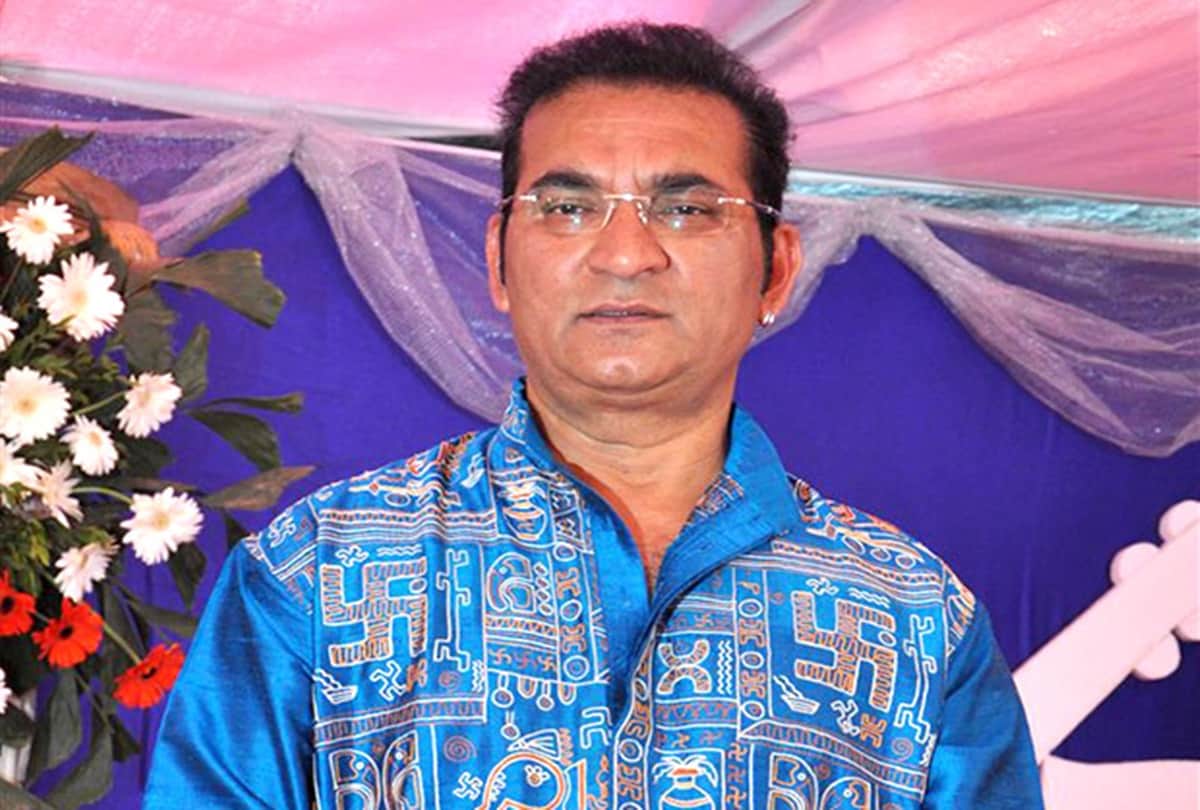 Singer Abhijeet Bhattacharya Son Dhruv Bhattacharya Tested Corona Positive After Amitabh Bachchan and Family