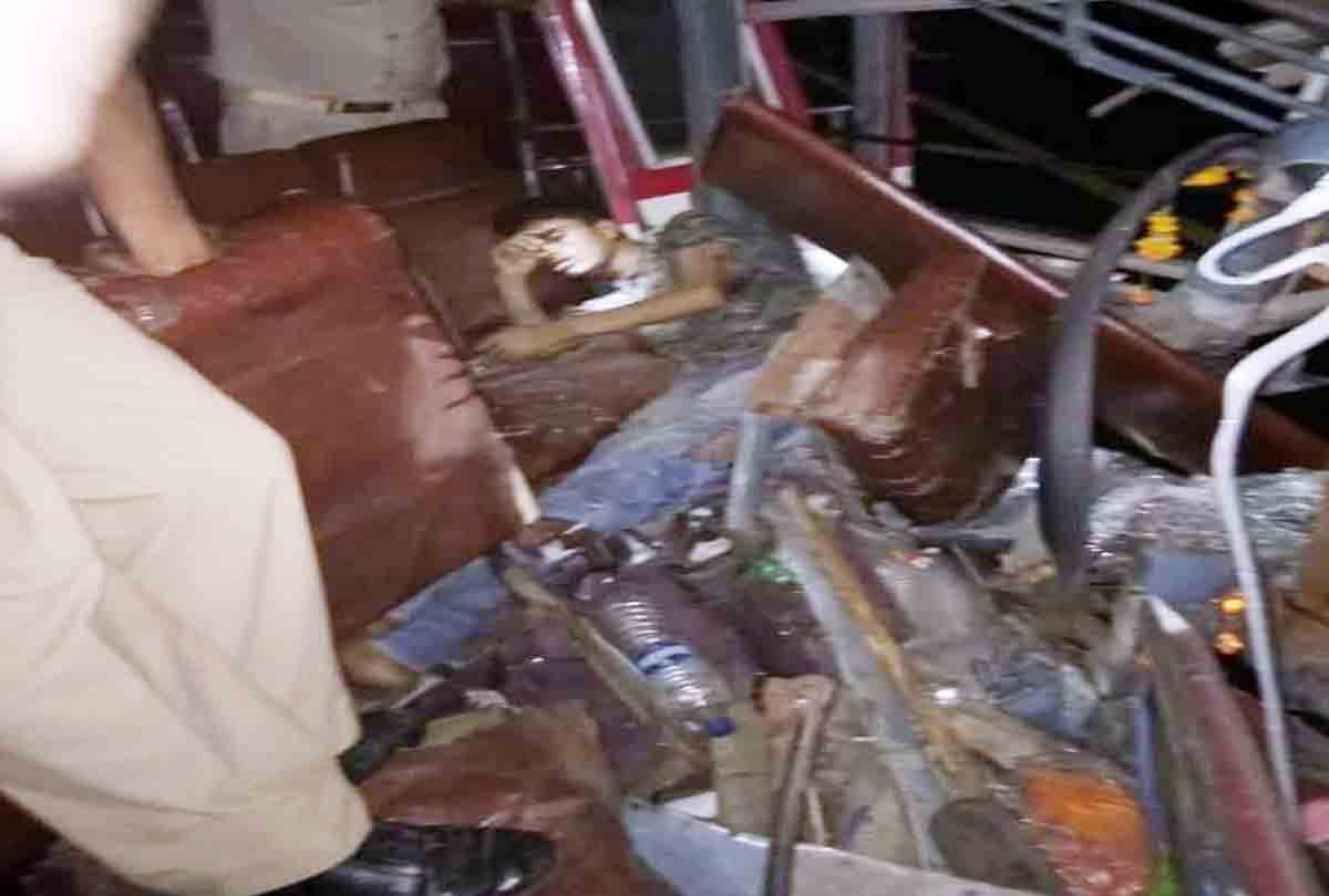 Agra-Lucknow expressway road accident, one killed and four injured