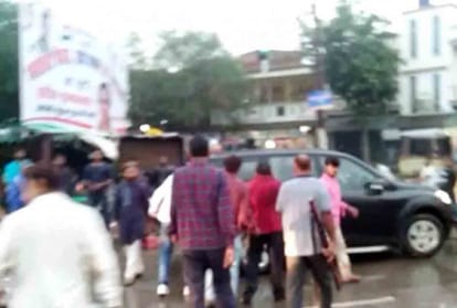 Property dealer's bodyguards beat up young man