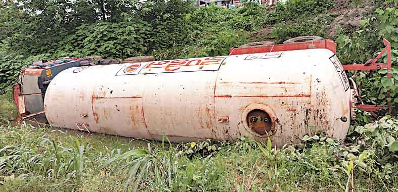 capsule fell down on nanital hiway