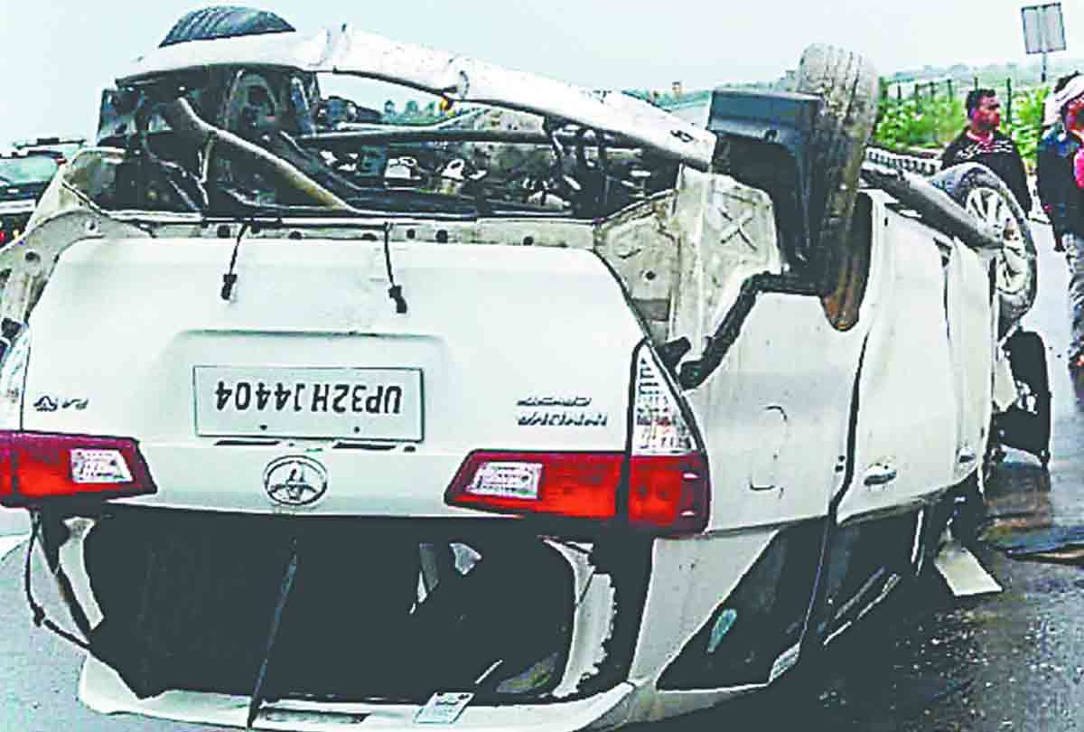 Sunil Bansals' car accident on Expressway