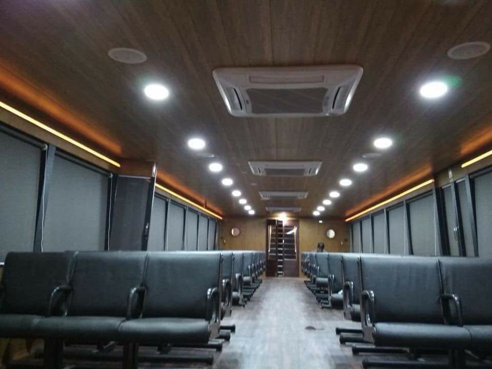 varanasi first luxury cruise inaugrated by CM yogi know about it