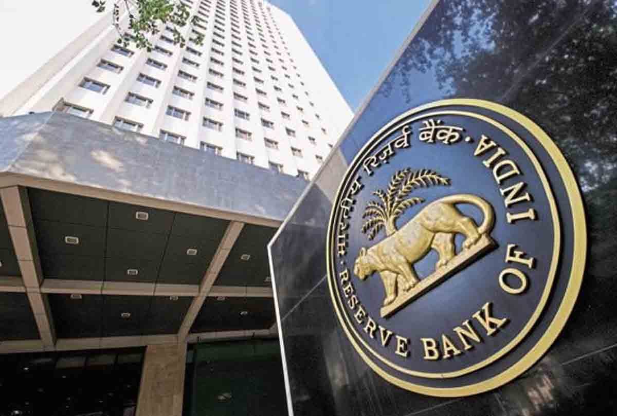 RBI bans six non-banking companies of UP