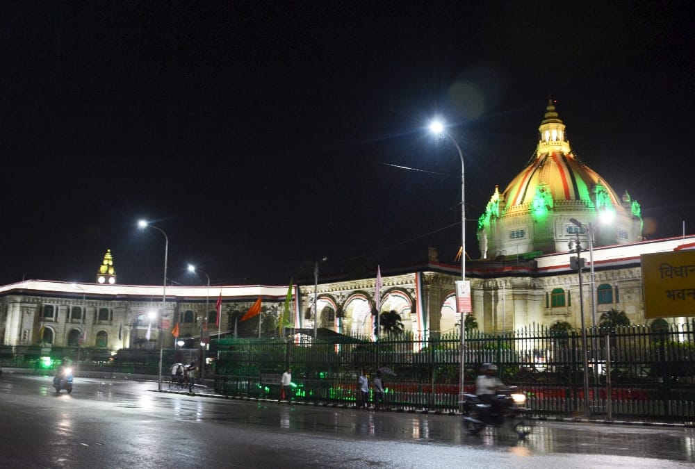 evening before independence day in lucknow.