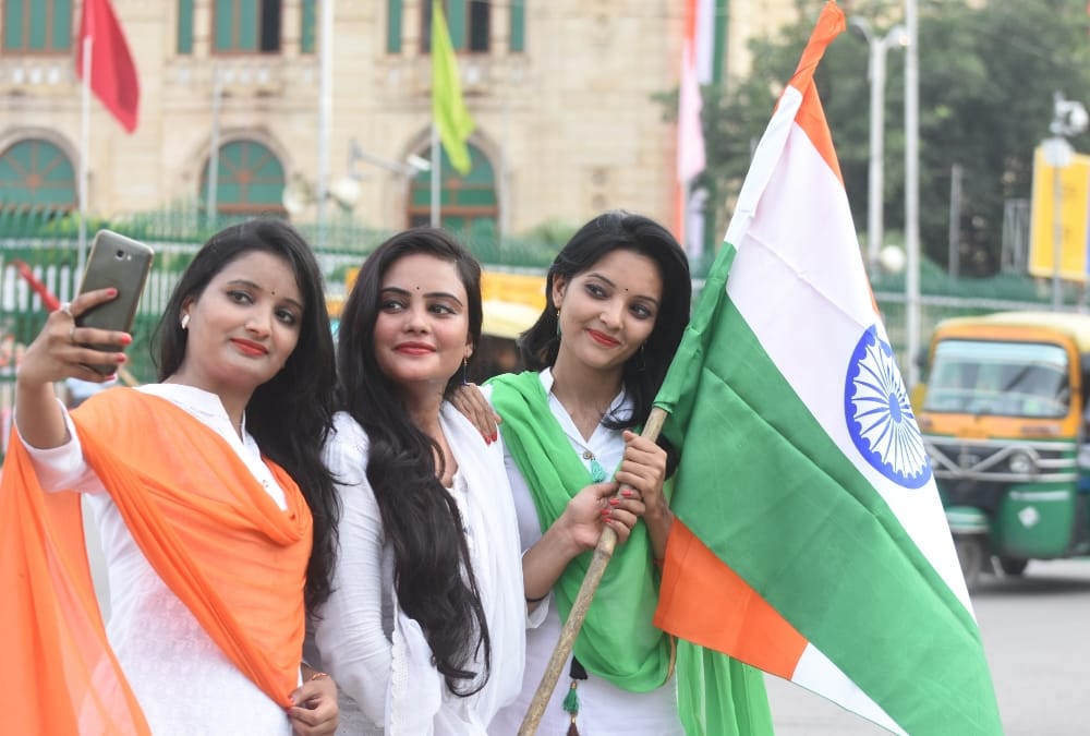 evening before independence day in lucknow.
