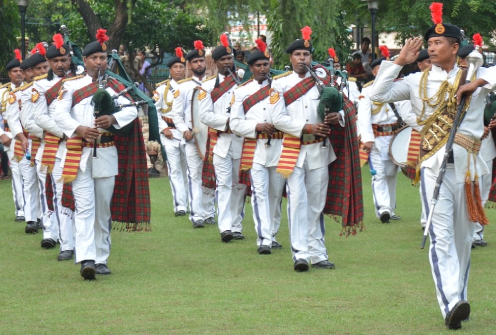 evening before independence day in lucknow.
