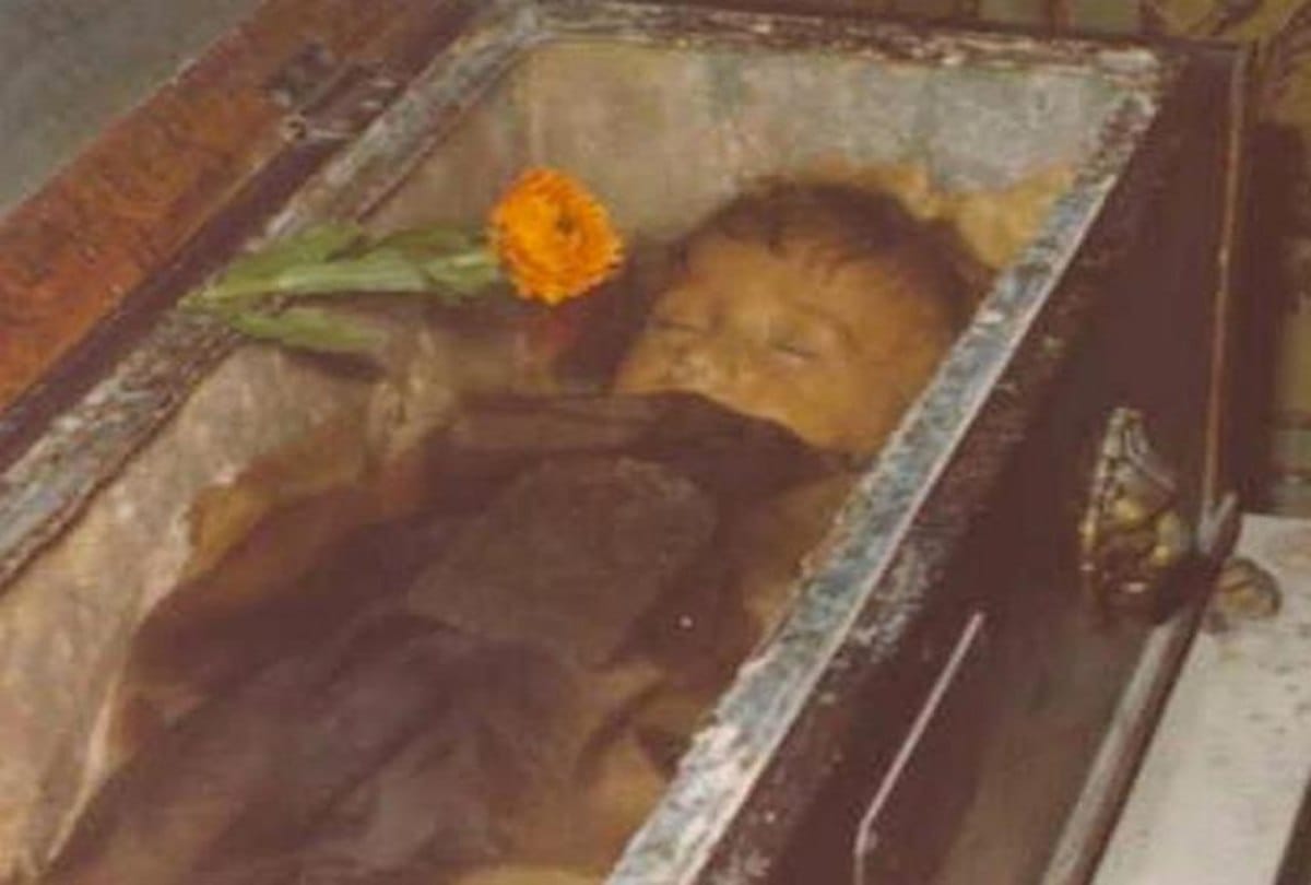 Know the mystery of Little Girl who is Dead before nineteen six Years