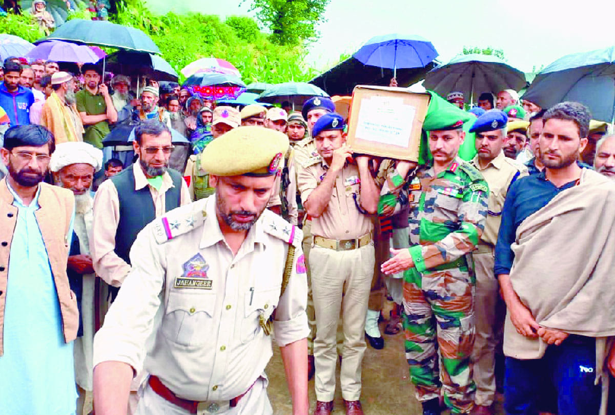 martyr jammu kashmir police constable body reached home father said two sons will fight for nation
