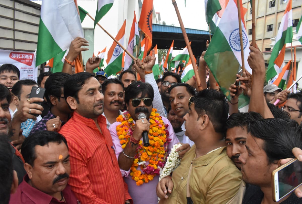#maatujhepranam: Amar Ujala's unity rally included MPs Rajendra Agarwal