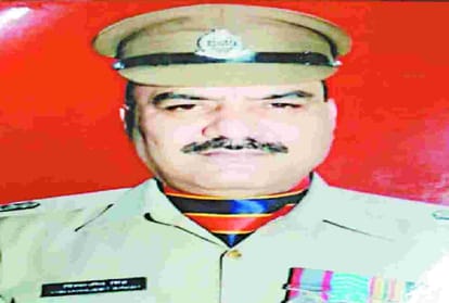 SP Shubra tiwari, including 10 officers and employees selected for President's Police Medal