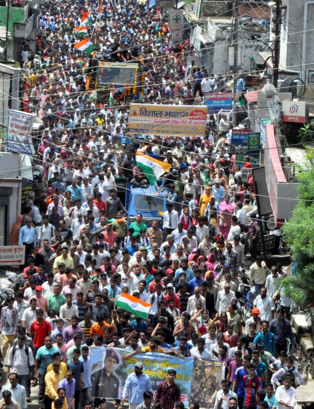 pradeep singh rawat martyr just before independence day 2018