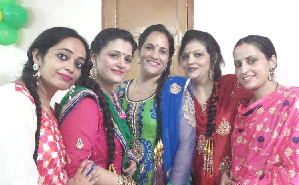 ‘तू लौंग वे मैं लायची’ पर मचाया धमाल