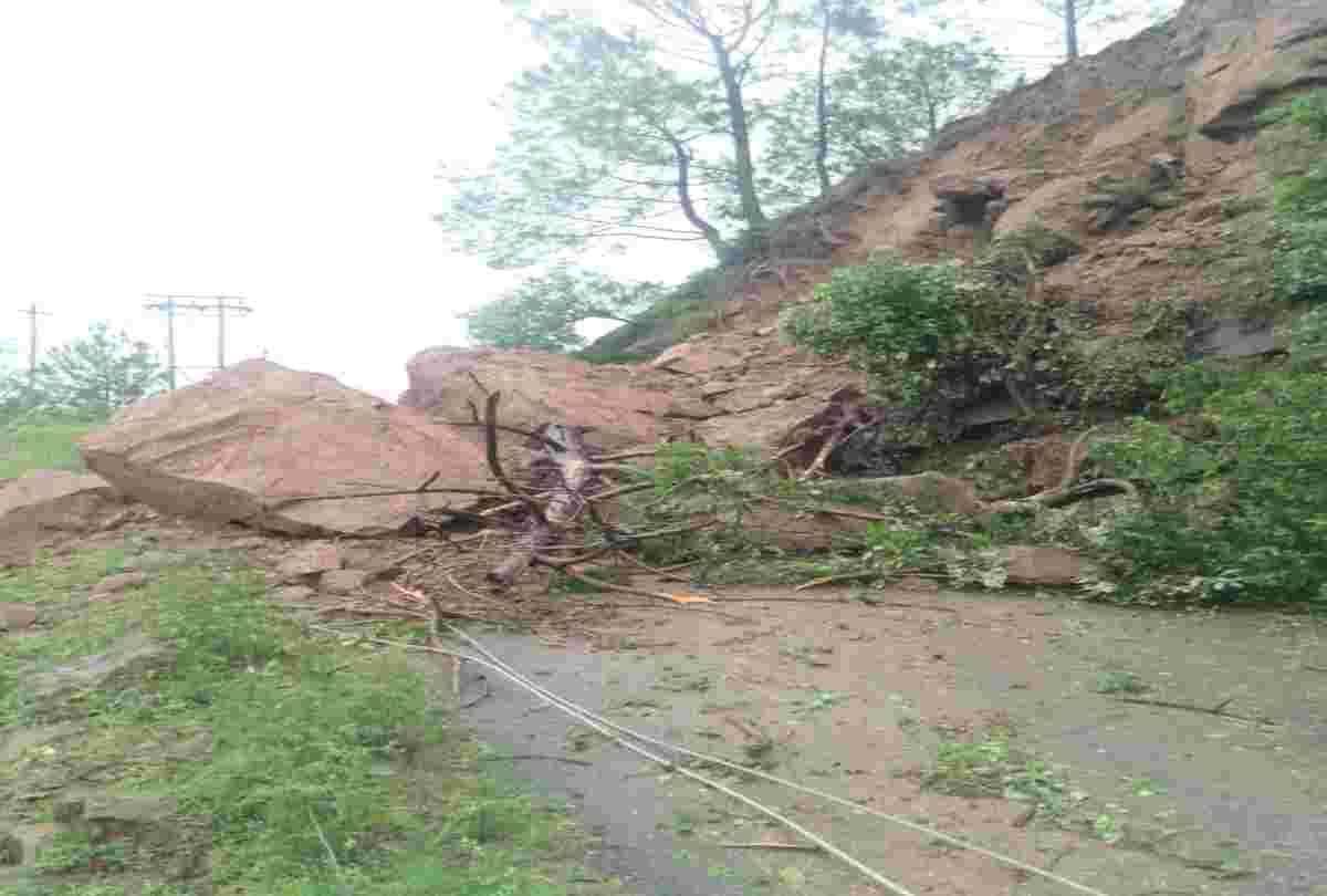 uttarakhand weather update badrinath highway closed