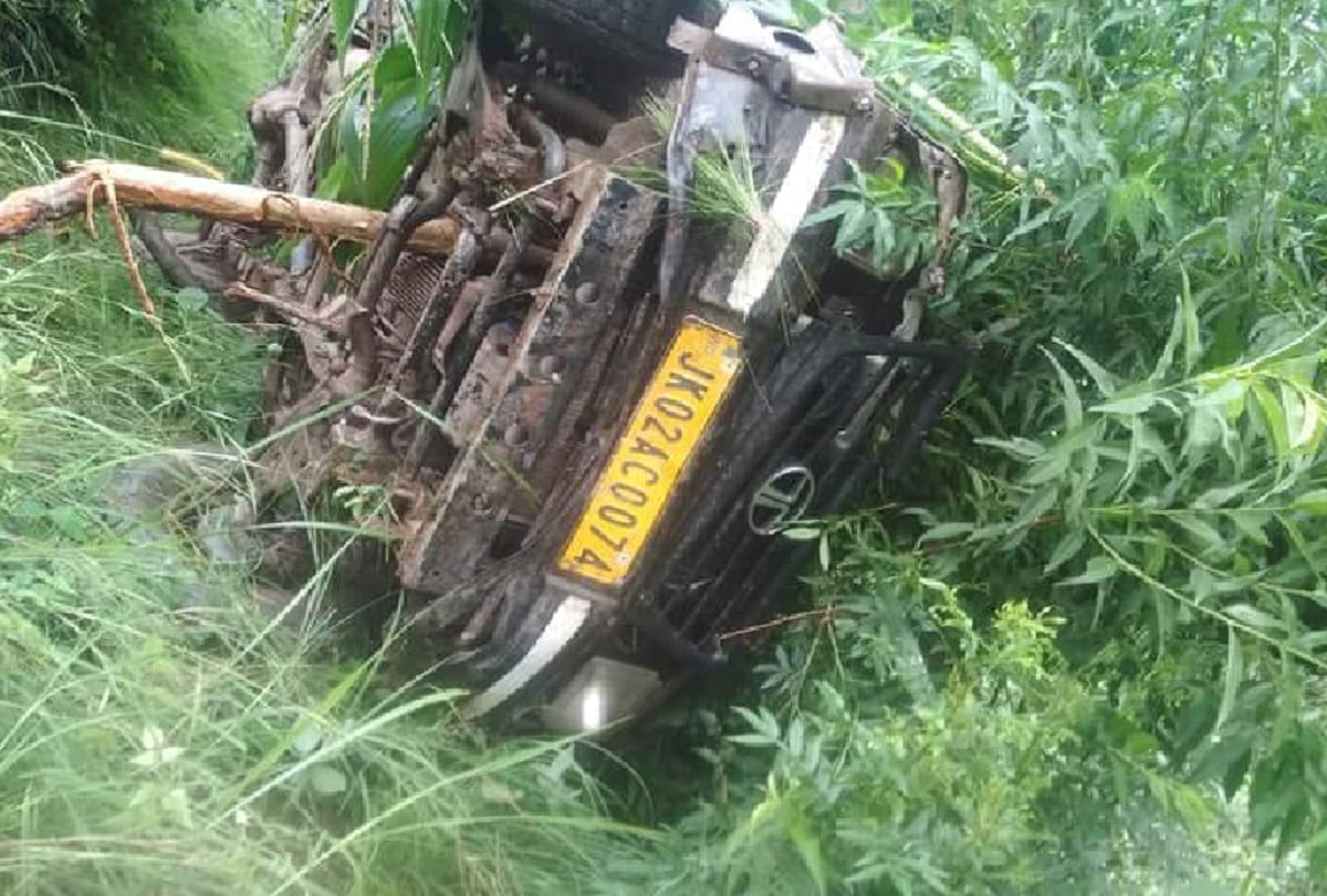 uncontrollable tata sumo fell into the ditch four killed seven injured in poonch jammu kashmir