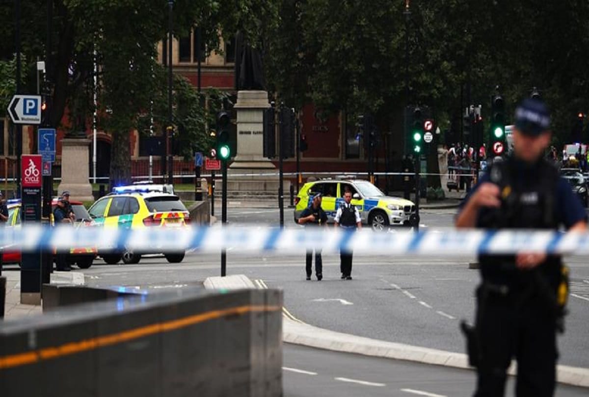 Car crashes into barriers outside UK parliament, driver arrested