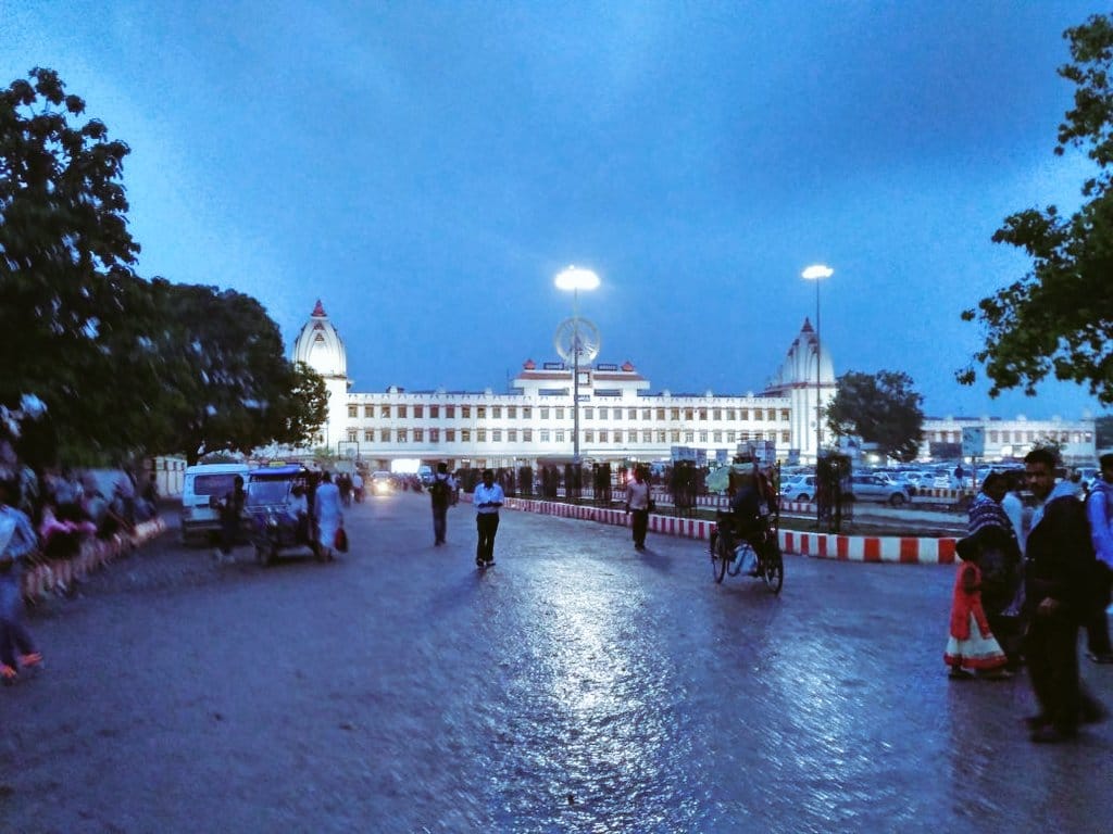 Varanasi is on second position in best living city of north  india