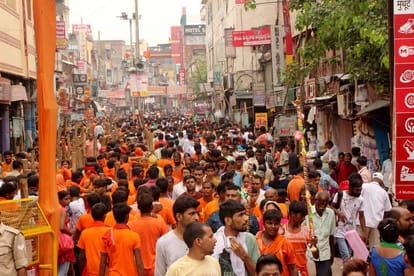 Sawan third monday bol bum sound every where in varanasi
