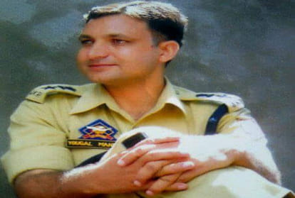 second name of bravery and valour is kps yougal manhas a cop of jammu kashmir