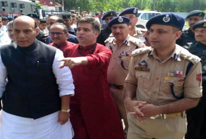 second name of bravery and valour is kps yougal manhas a cop of jammu kashmir