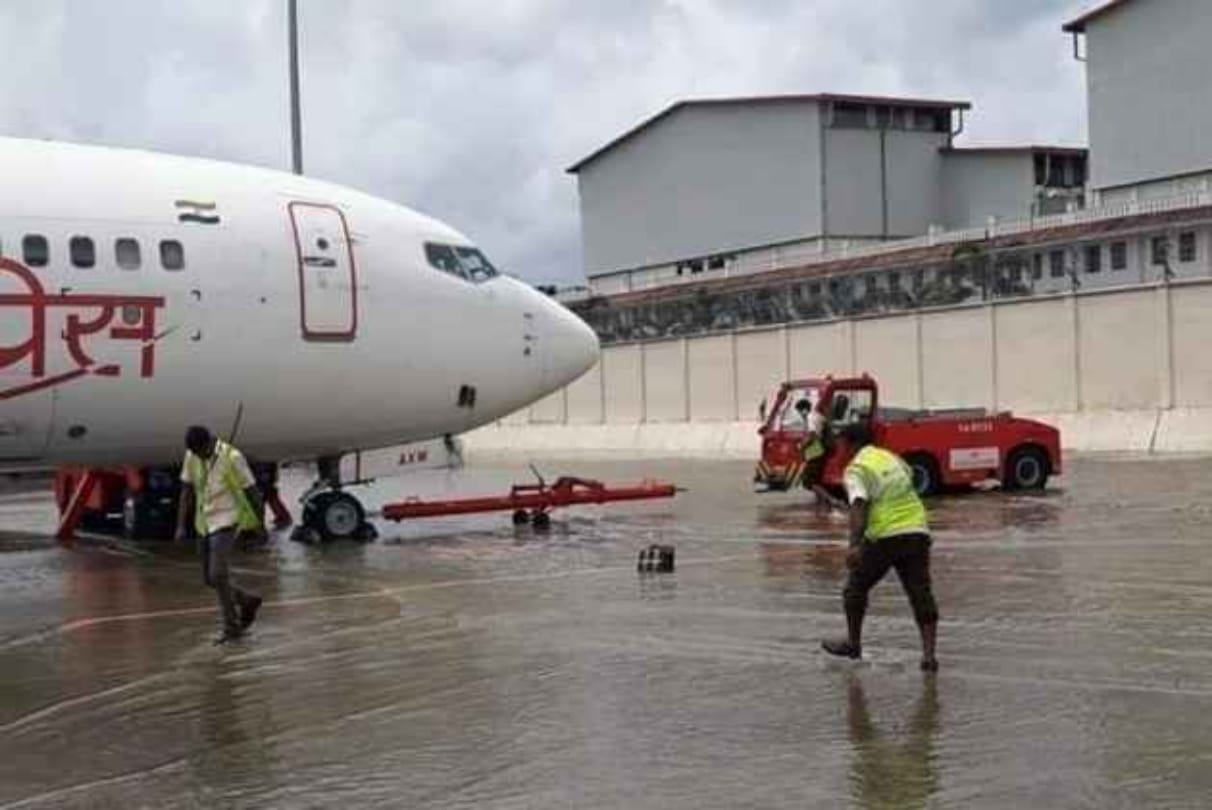 Kerala: Cochin airport suspends fight operations due to heavy rain