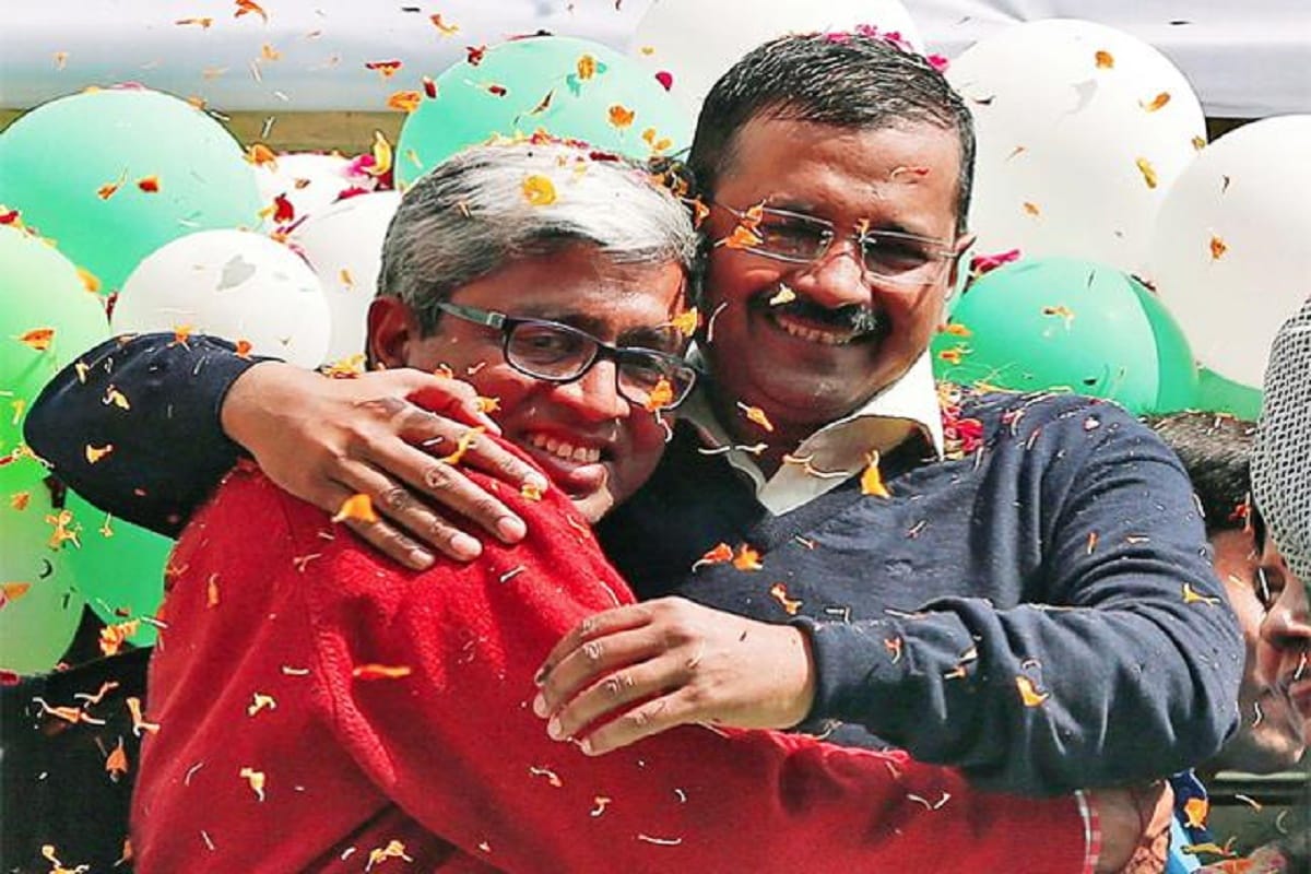 The 'unethical agreement' is done by Kejriwal,will be reduced to Lok Sabha: Prashant Bhushan 