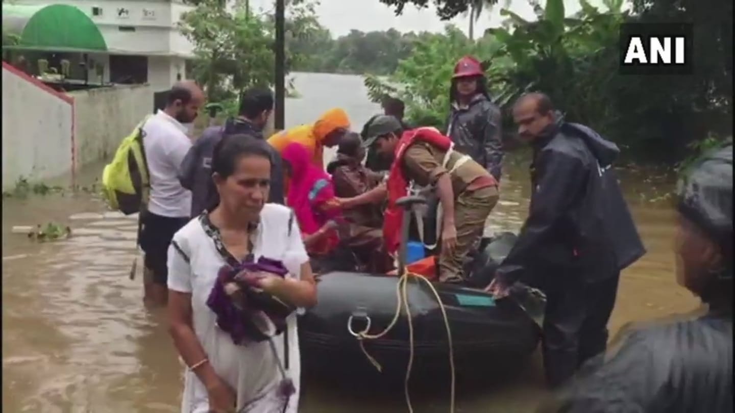 Kerala: know the Situation of state through pictures, IMD issues Red Alert