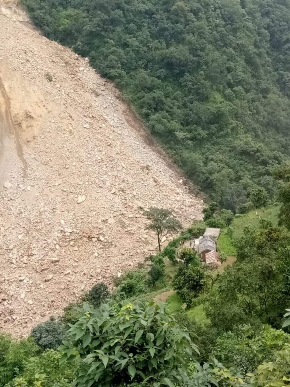 hill breaks down and make deep lake it may cause of disaster in uttarakhand